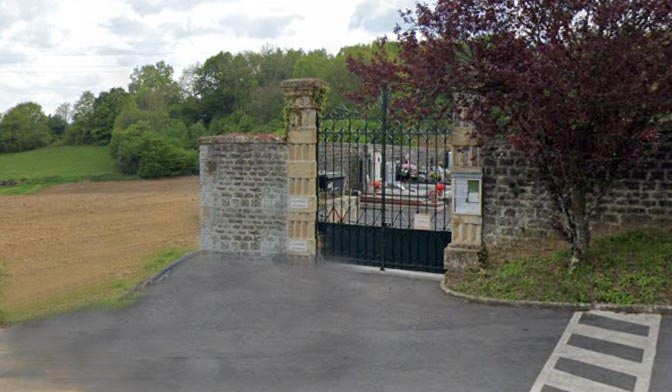 Cimetière de Sedan Fond de Givonne