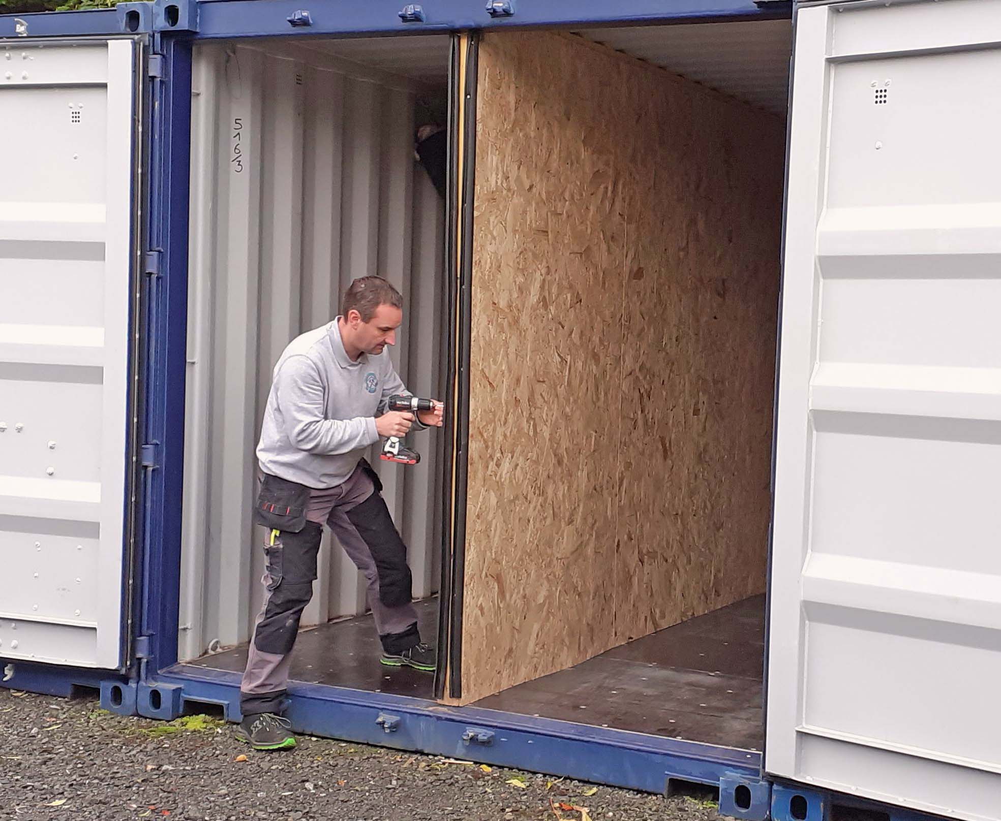 Cloisonnement intérieur de container de stockage pour self-stockage