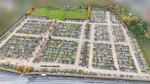 Vue aérienne par drone du cimetière de Sedan - rue de Glaire