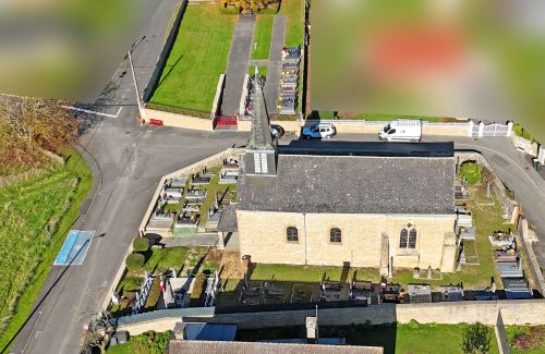 Vue aérienne par drone du cimetière de Vrigne-Meuse