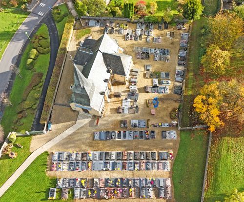 Vue aérienne par drone du cimetière de Les Ayvelles