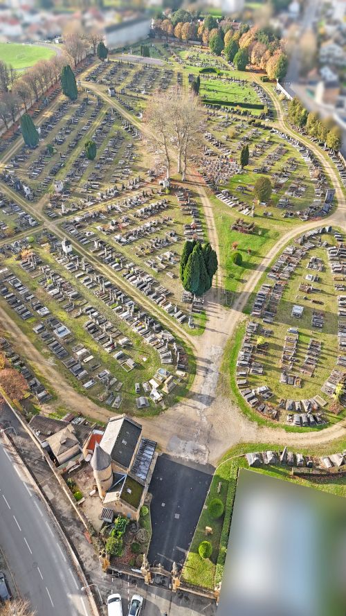 Vue aérienne par drone du cimetière de Charleville-Mézières - Boutet