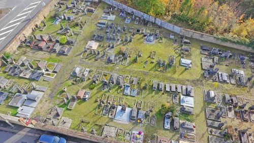 Vue par drone du cimetière de Charleville-Mézières - Montcy St Pierre (ancien cimetière)